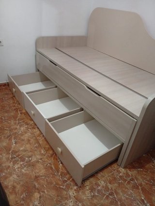 Cama modular con cajones