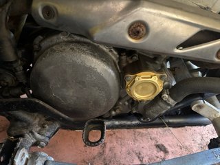 Motor Suzuki LTZ