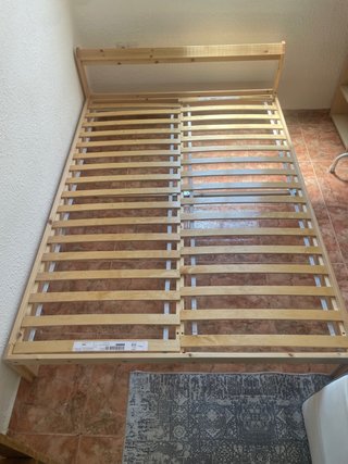 Cama IKEA VESTERÖY + Estructura NEIDEN 140cm