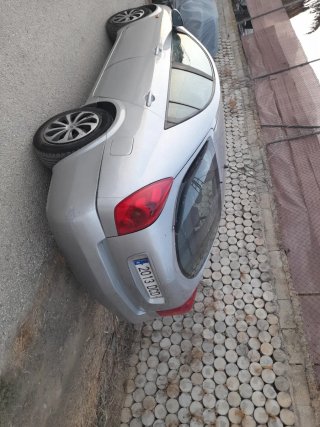 Nissan Primera 2004