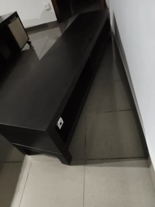 Mueble TV negro madera