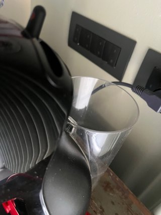 Macchina Caffè Nescafé Dolce Gusto