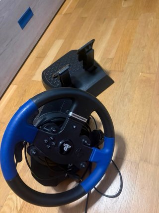 Volante Thrustmaster T150 PS4/PS5