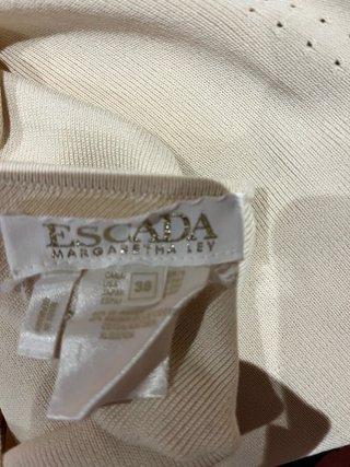 Vestido de punto Escada Beige