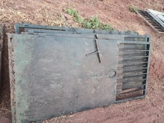 Puertas de hierro para cuadras