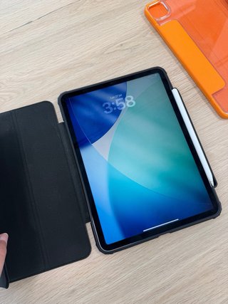 iPad Pro 11 M2 (2022) 128GB+Apple Pencil2+2 Fundas