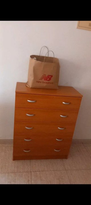 Armario de madera
