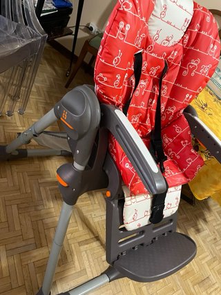 Trona marca Chicco bebé