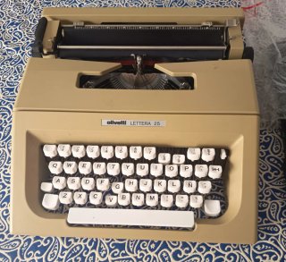 Olivetti Lettera 25 Máquina de Escribir Vintage