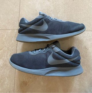 Zapatillas Nike Tanjun Grises Talla 42