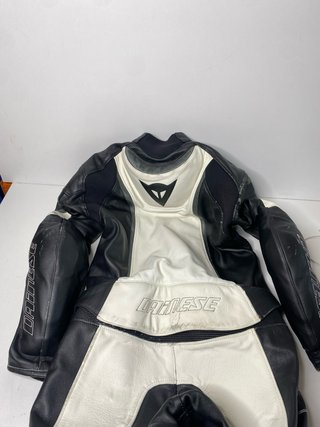 : Mono Dainese 2 Piezas Cuero Talla 50