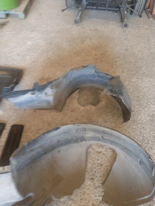Cubrecarter y paso de ruedas BMW E46 Berlina