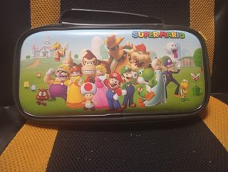 Mandos Nintendo Switch + Estuche Mario Bros