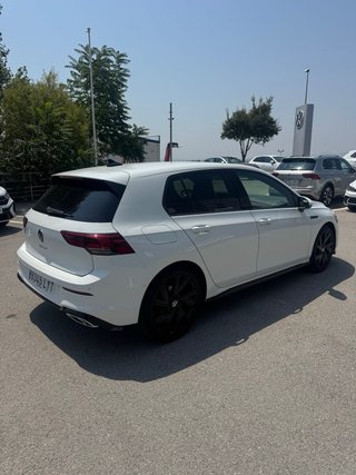 Volkswagen Golf 2022 por 305€/mes