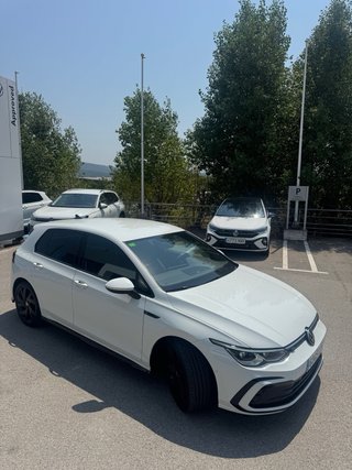 Volkswagen Golf 2022 por 305€/mes