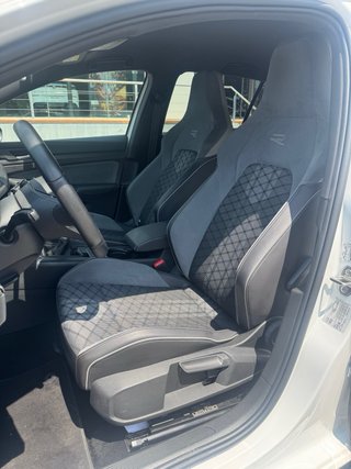 Volkswagen Golf 2022 por 305€/mes
