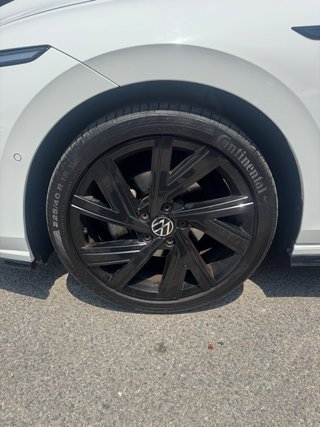 Volkswagen Golf 2022 por 305€/mes