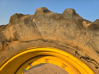 Llantas R42 para tractor