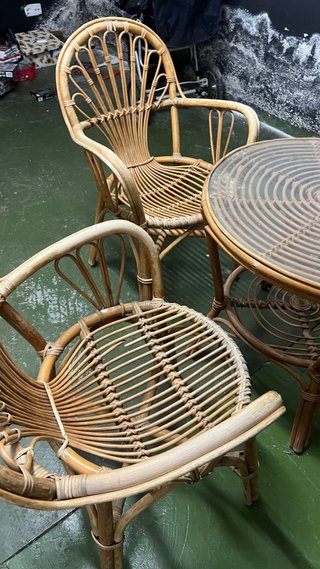 Conjunto mesa y sillas bambú vintage