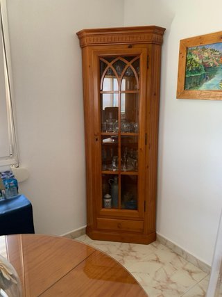 Mesa redonda madera + 4 sillas tapizadas