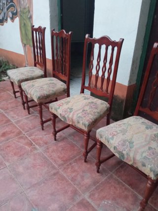 Conjunto 4 Sillas Comedor Antiguas Madera Tapizada