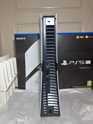 Playstation 5 Pro Sony Blanca y Negra
