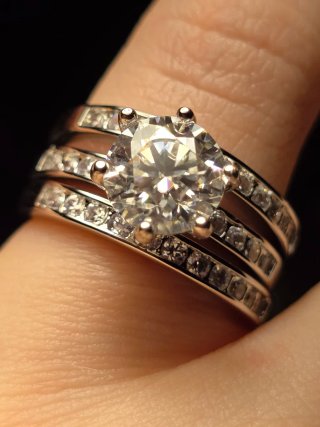 Tris anelli diamante moissanite 2 carati