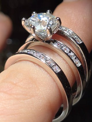 Tris anelli diamante moissanite 2 carati