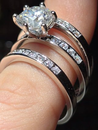 Tris anelli diamante moissanite 2 carati