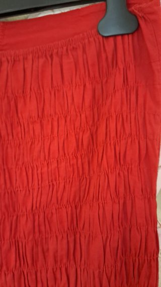 Mono corto rojo palabra de honor