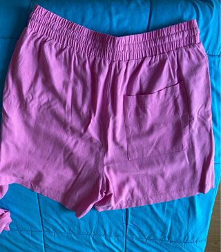 Conjunto rosa chicle camisa y shorts