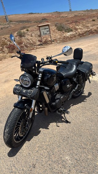 Moto Mitt Custom 440cc Negra