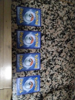 Lote 4 Cartas Pokémon GX y VMAX