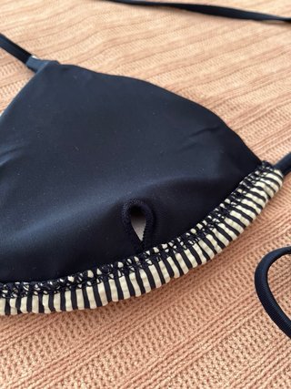 Bikini de rayas blanco y negro