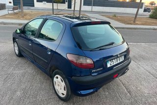 Peugeot 206 2002