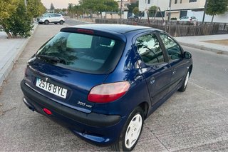 Peugeot 206 2002
