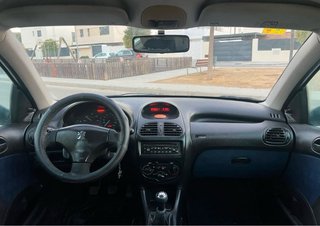 Peugeot 206 2002