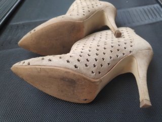 Botines Guess Beige Estrellas Talla 36