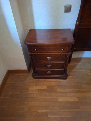 Dormitorio matrimonio clásico maderas nobles