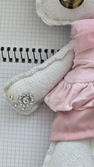 Muñeco artesanal único - Estilo alternativo