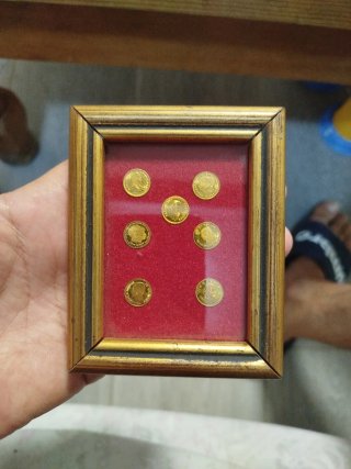 Monete d'oro 10 carati incorniciate