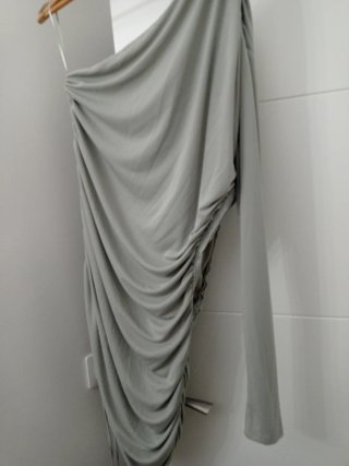Vestido Zara gris drapeado