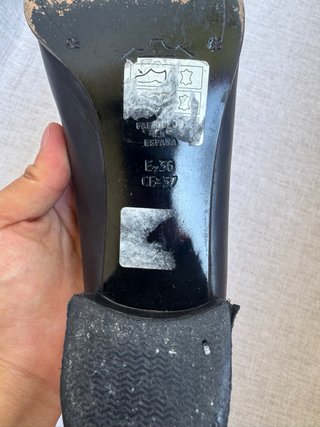 Tacones Balenciaga de cuero negro