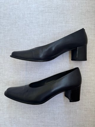 Tacones Balenciaga de cuero negro