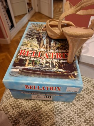 Sandalias tacón fino ante y cuero