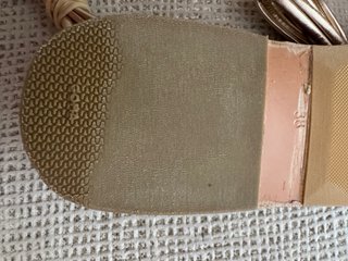 Sandalias doradas tiras sin estrenar Ancient Greek