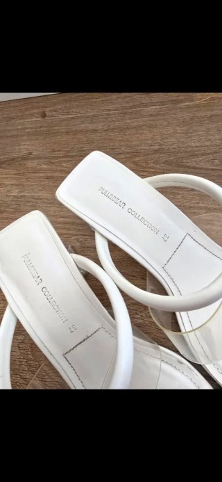 Sandalias Pull&Bear blancas