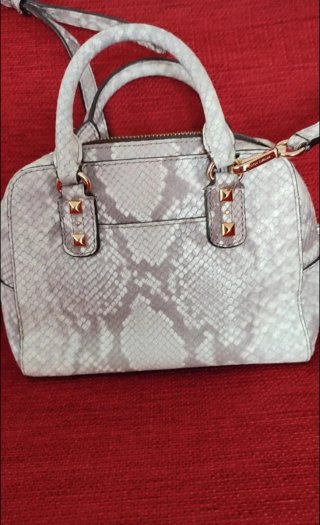 Borsa Michael Kors Pitonata con Borchie Oro