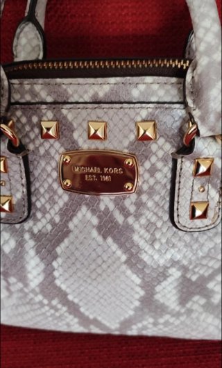 Borsa Michael Kors Pitonata con Borchie Oro