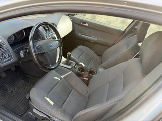 Volvo V50 2.0d 140cv